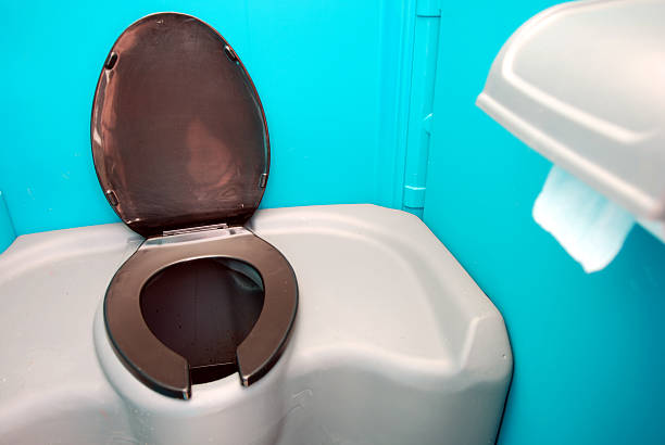 Best Emergency porta potty rental  in Newark, IL