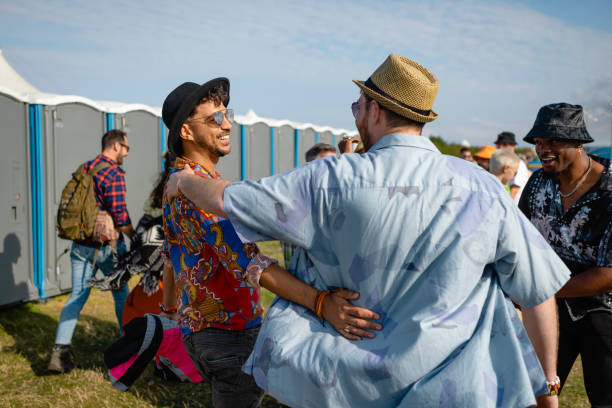 Best Construction site porta potty rental  in Newark, IL
