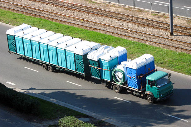 Best Luxury portable toilet rental  in Newark, IL